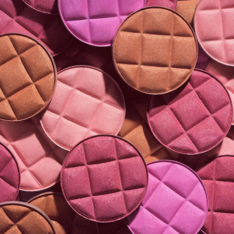 unleashia-dough-dough-waffle-blush-all.jpg