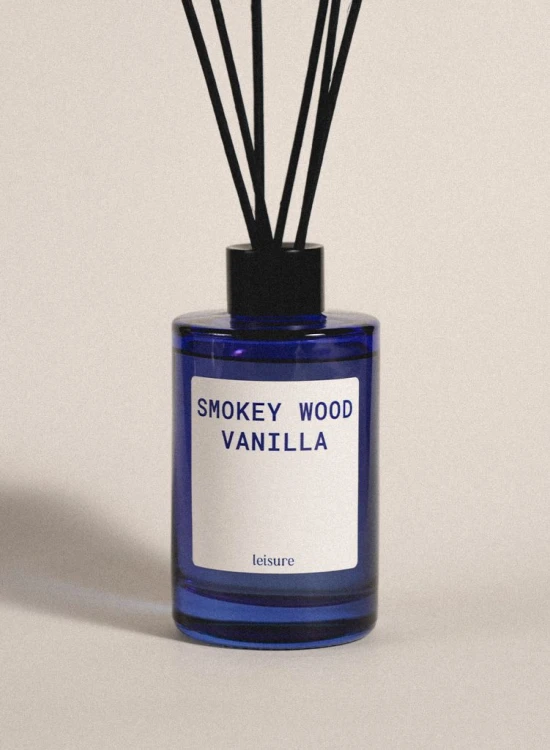 leisure-sticks-smokey-wood-vanilla.jpg