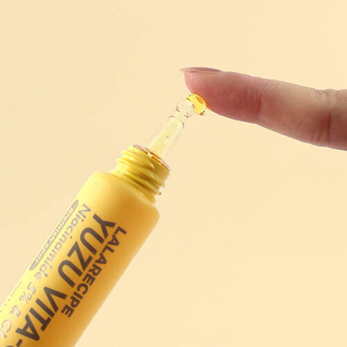 pol_pl_Rozjasniajace-serum-pod-oczy-Yuzu-Vita-C-Eye-Serum-Lala-Recipe-1180_3.jpg