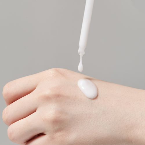 pol_pl_Odzywcze-serum-z-ekstraktem-z-mleka-UYU-Cream-Ampoule-50-ml-NACIFIC-1639_3.png