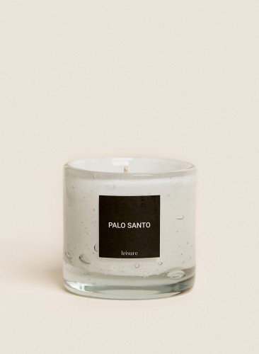 leisure-swieca-zapachowa-palo-santo-150g-001 2.jpg