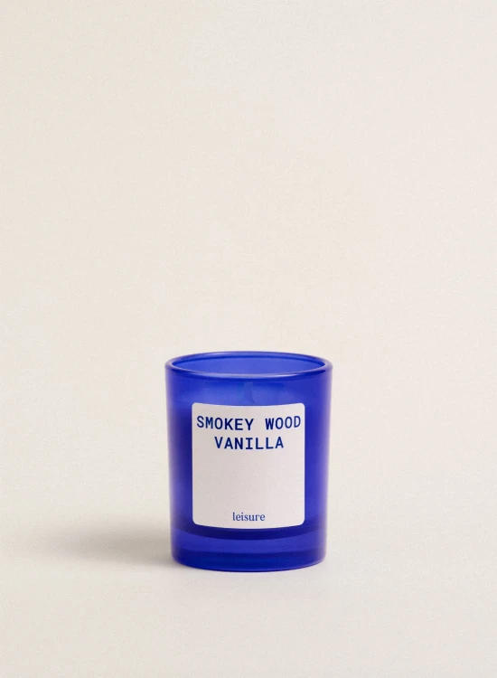 leisure-swieca-zapachowa-moments-smokey-wood-vanilla-70g-001(1).jpg