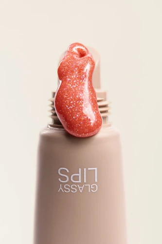 Shimmer_Glassy_Lips_main_packshot_ld.webp