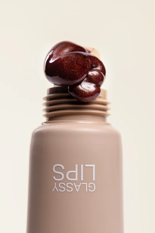 Berry_Glassy_Lips_main_packshot1.webp