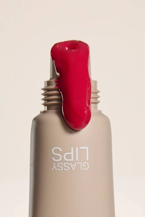 Sayhi_GlassyLips_mainpackshot_fuchsia.webp