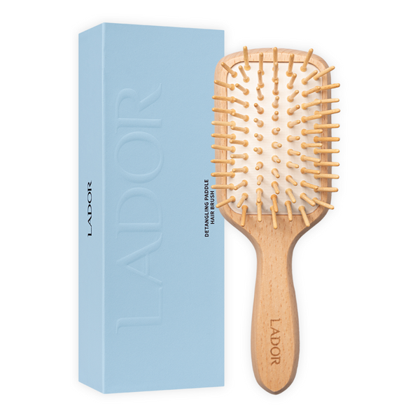 pol_pl_Drewniana-szczotka-do-wlosow-Detangling-Paddle-Hair-Brush-Wood-LADOR-1663_1.png